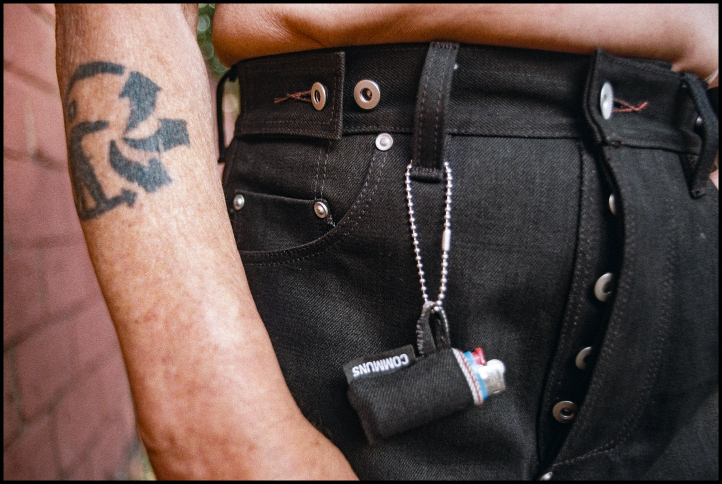 Black black cobra selvedge denim COMMUNS 15oz
